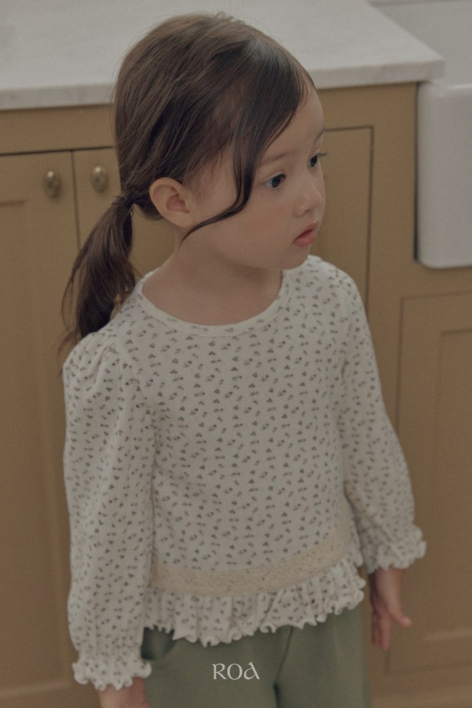 リリーインターシャT 15
