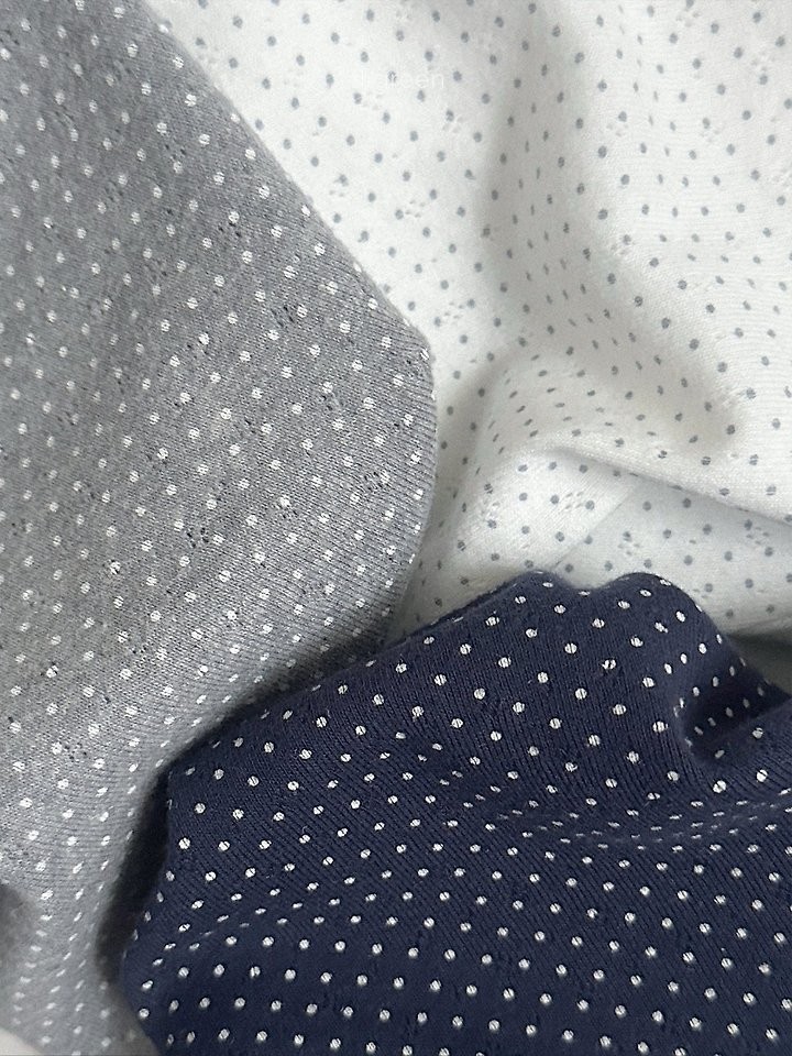 エミリードットTシャツ 8