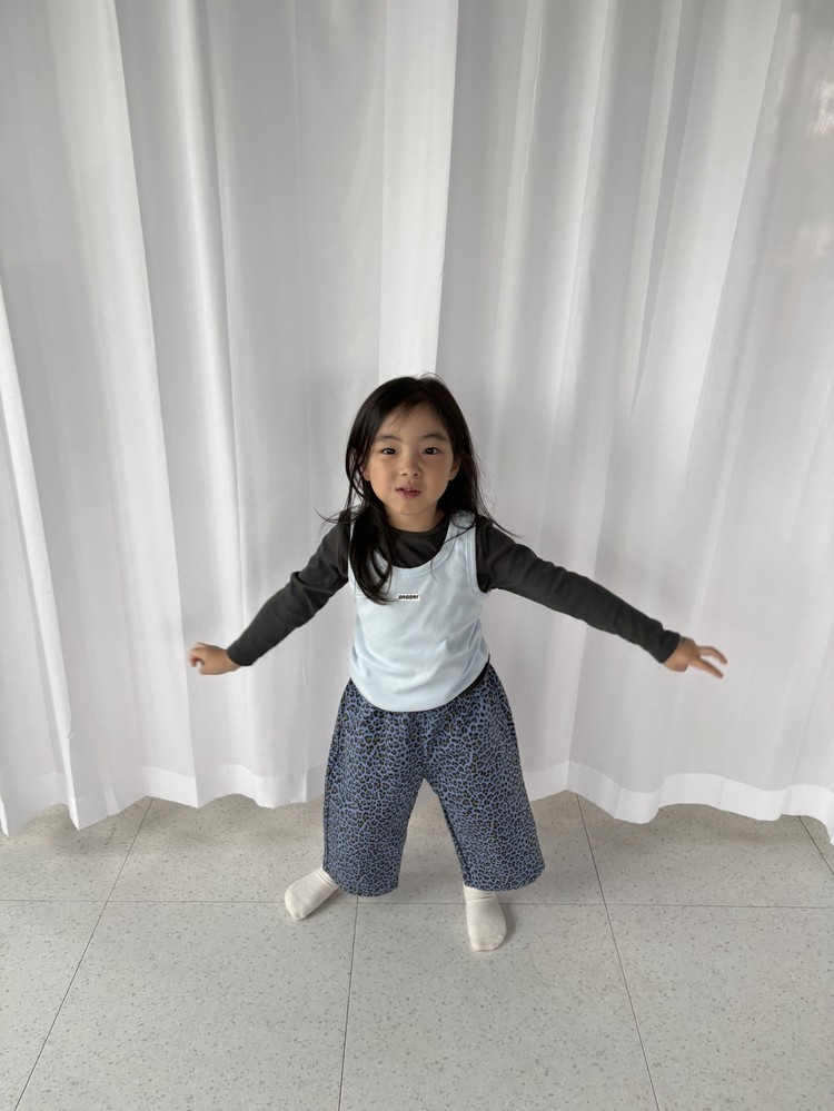 ピグメントレオパードパンツ