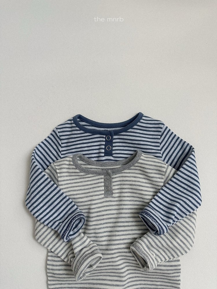エディS.TボタンTシャツ 3
