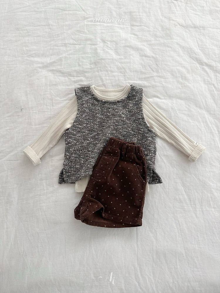 ヘーゼルTシャツ 9